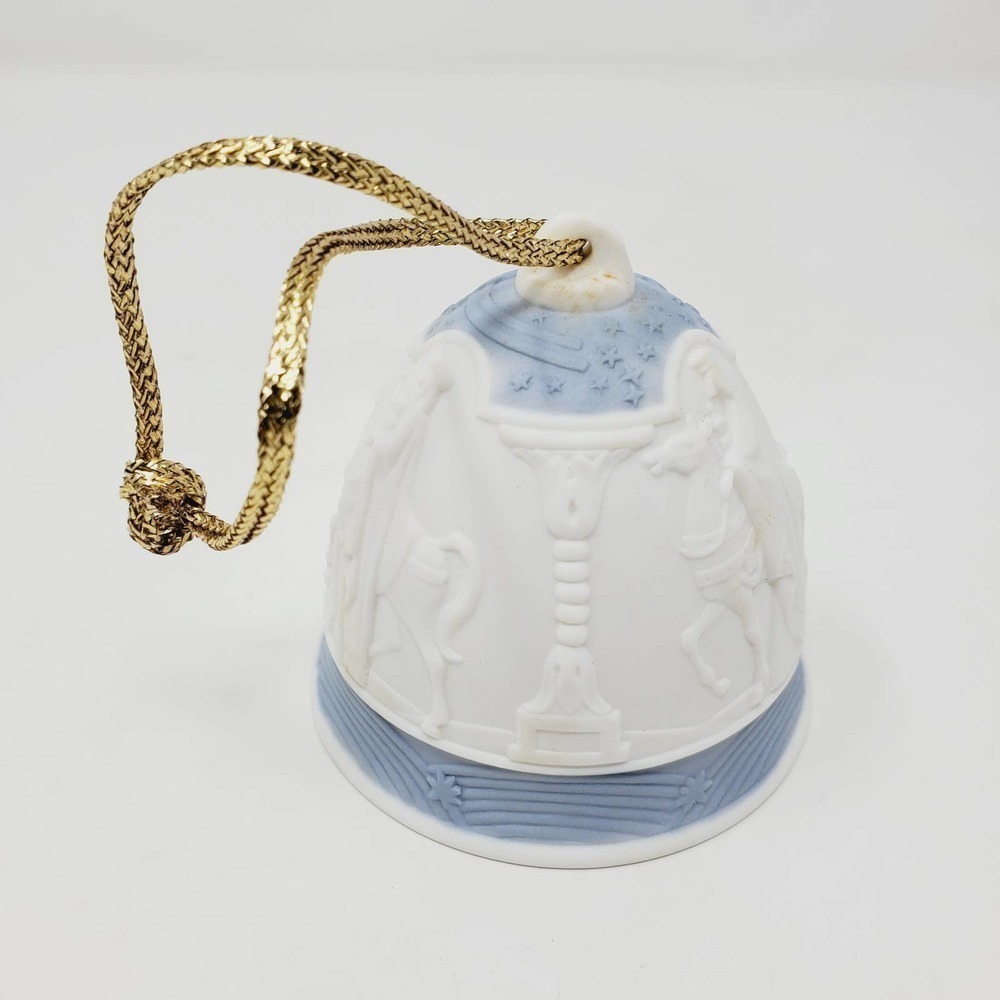 Vintage LLadro Porcelain Campanita 5641 Blue & White Bell Ornament